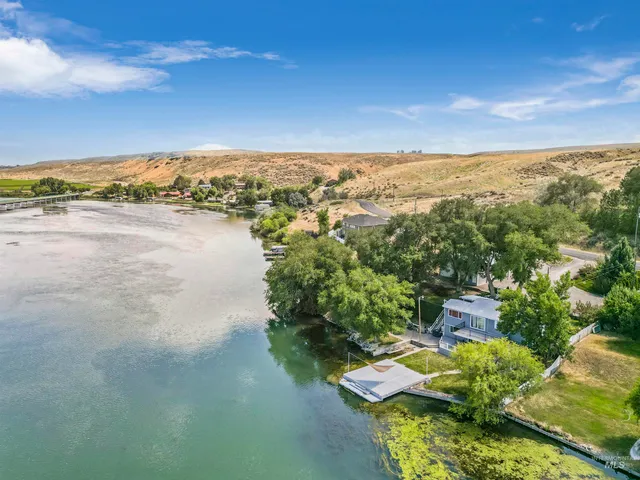 $1,350,000 | 44 Bell Rapids Road, Hagerman, ID 83332