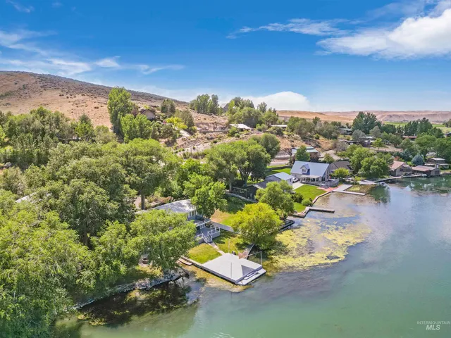 $1,350,000 | 44 Bell Rapids Road, Hagerman, ID 83332