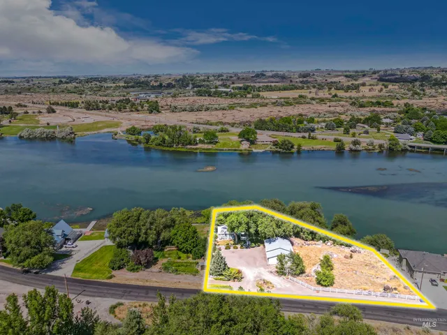 $1,350,000 | 44 Bell Rapids Road, Hagerman, ID 83332