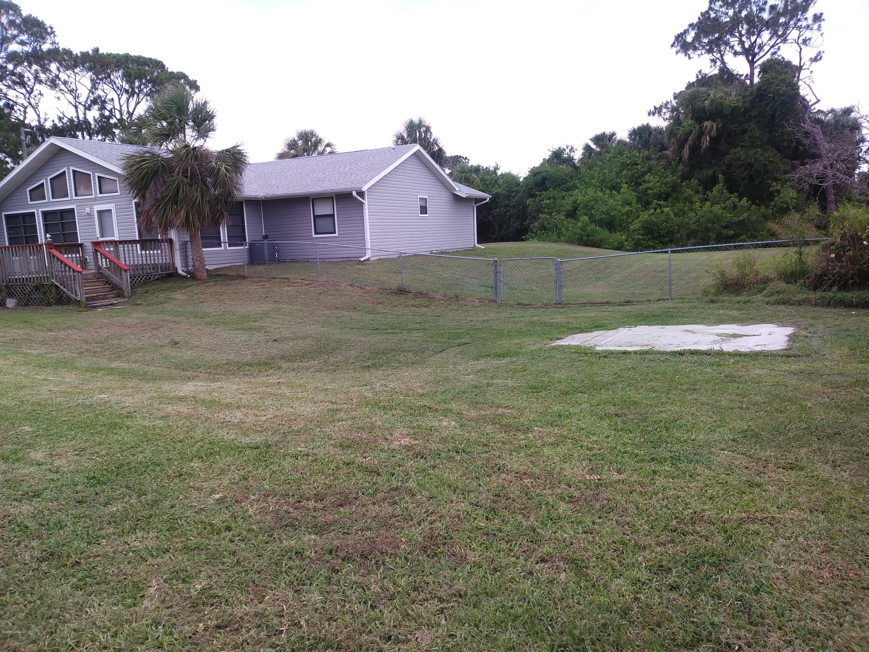 8245 Fleming Grant Road Micco, FL 32976 - Photo 5 of 22 20180515_131421