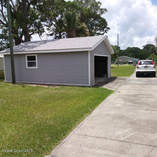 8245 Fleming Grant Road Micco, FL 32976 - Photo 9 of 22 20180515_132042