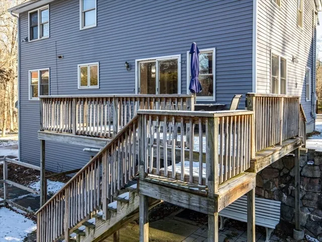 $685,900 | 10 Hazelwood Court, Attleboro, MA 02703