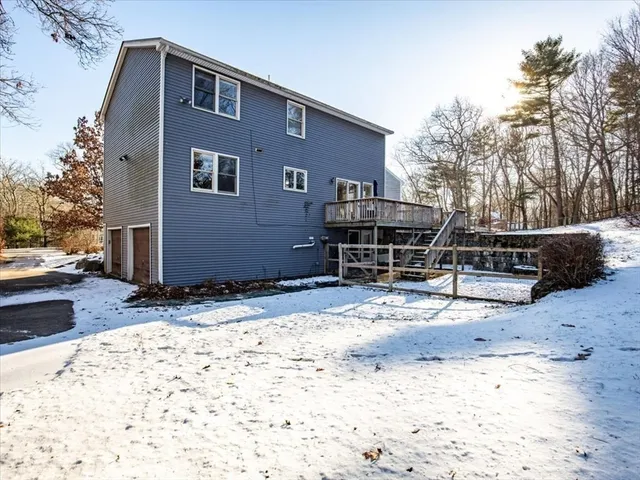 $685,900 | 10 Hazelwood Court, Attleboro, MA 02703