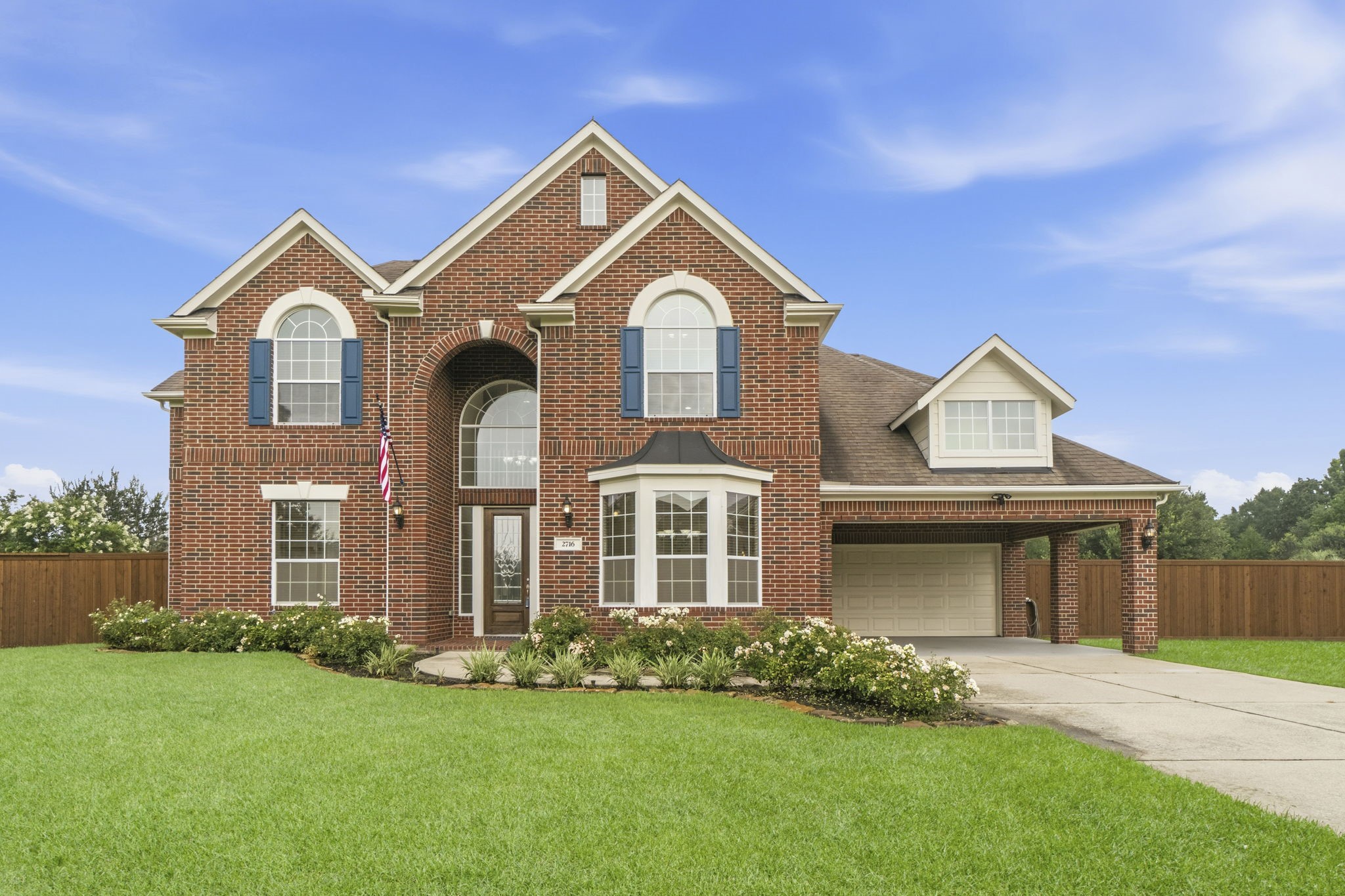 2716 Silverstone Way Conroe, TX 77304 - Photo 3 of 27