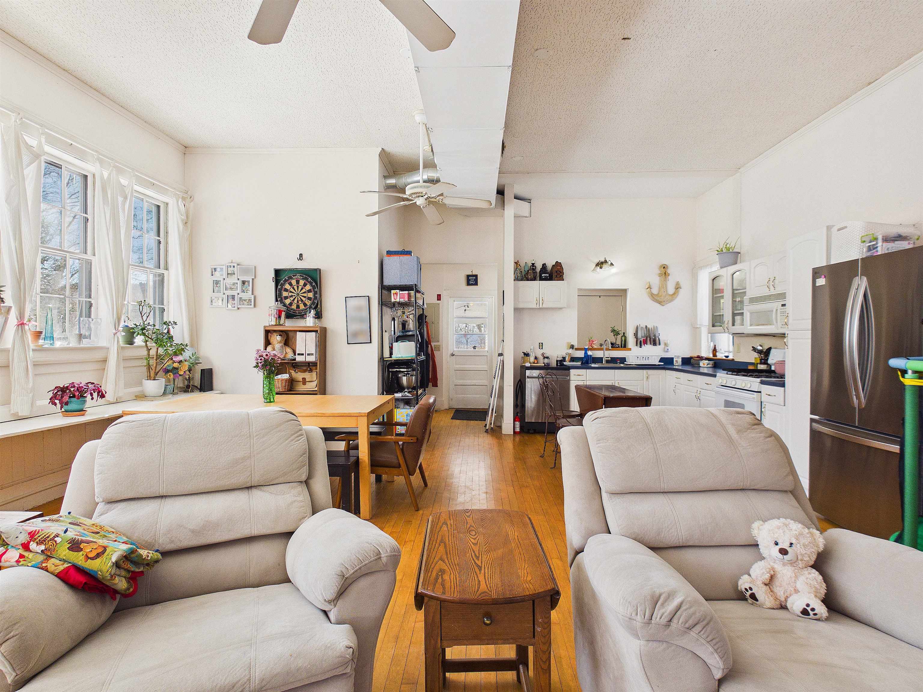 121 Howe Hill Road Pomfret, VT 05053 - Photo 16 of 32