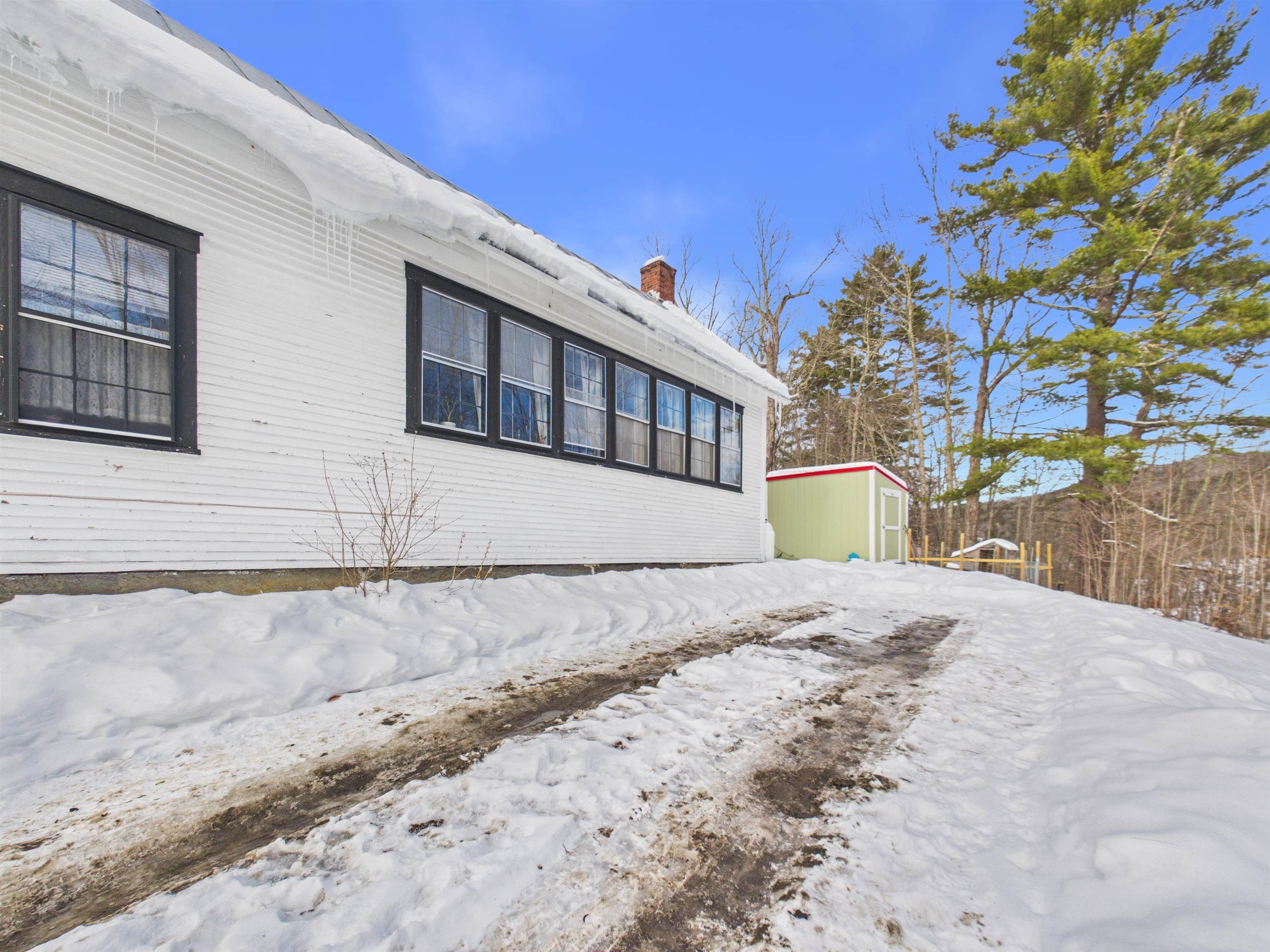 121 Howe Hill Road Pomfret, VT 05053 - Photo 29 of 32