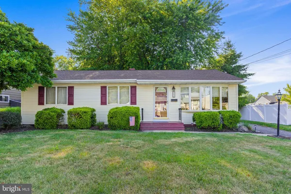 $380,000 | 8 Hunt Road, Bordentown, NJ 08505