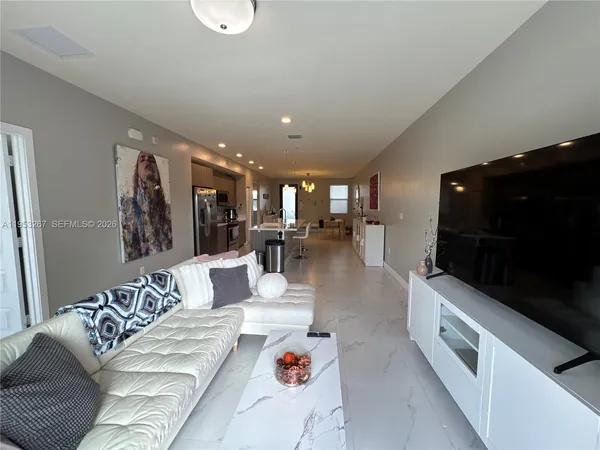 $3,200 | 7809 Northwest 104th Avenue, Unit 28, Doral, FL 33178