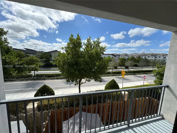 $3,200 | 7809 Northwest 104th Avenue, Unit 28, Doral, FL 33178