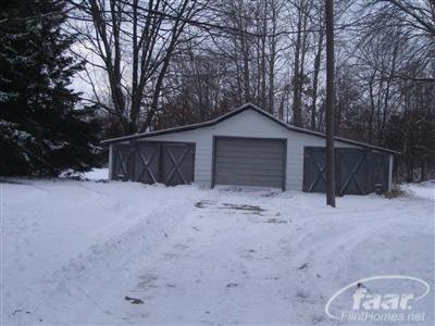 8348 Vassar Road Millington, MI 48746 - Photo 5 of 8 20144106-4.JPG