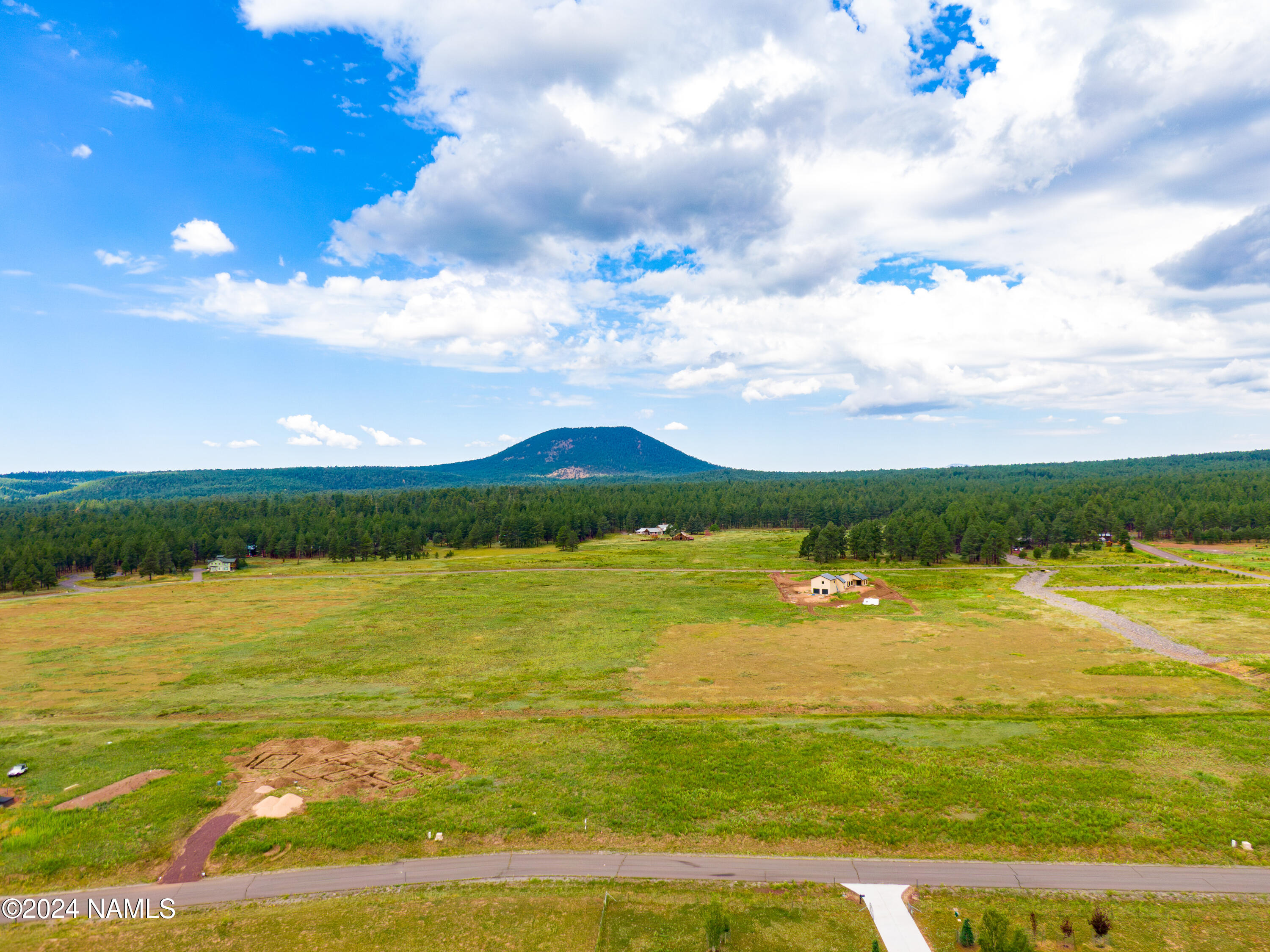 8914 Ranch At The Peaks Way Flagstaff, AZ 86001 - Photo 8 of 25 Aerial View West