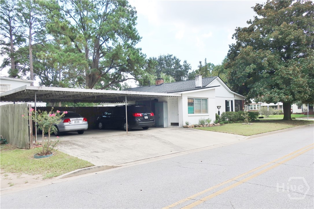 2102 East 37th Street Savannah, GA 31404 - Photo 3 of 16