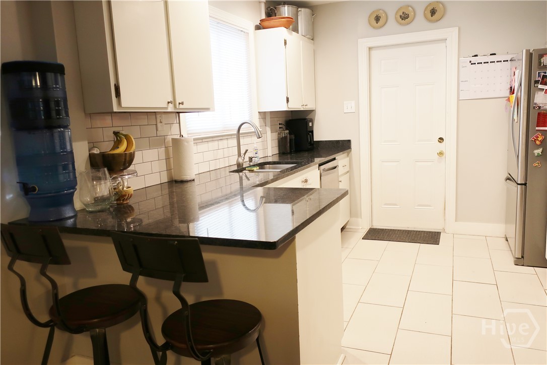 2102 East 37th Street Savannah, GA 31404 - Photo 10 of 16