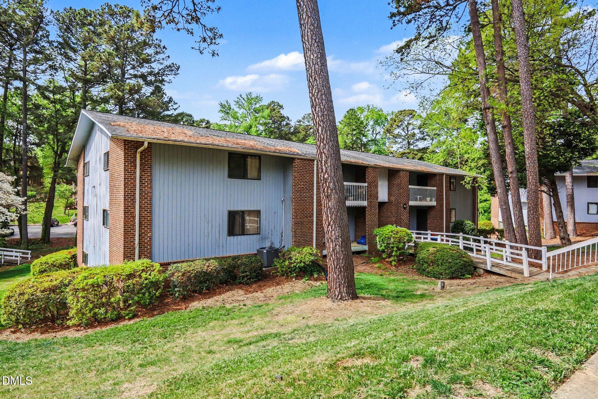 1014 Sandlin Place, Unit G Raleigh, NC 27606 - Photo 16 of 19 Established Community