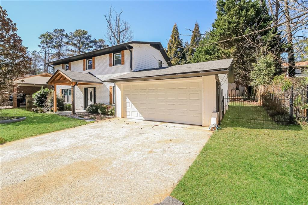 3667 Manhattan Drive Decatur, GA 30034 - Photo 2 of 43