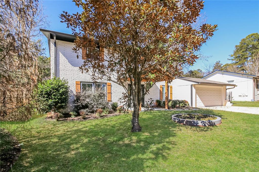 3667 Manhattan Drive Decatur, GA 30034 - Photo 3 of 43