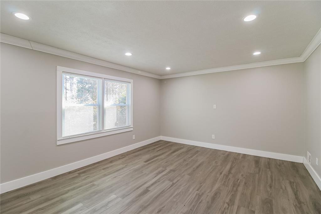 3667 Manhattan Drive Decatur, GA 30034 - Photo 4 of 43