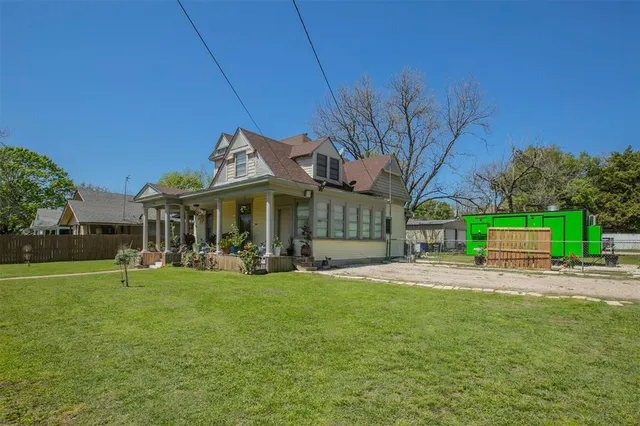 $290,900 | 717 Park Drive, Hillsboro, TX 76645