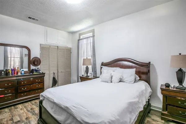 $280,900 | 717 Park Drive, Hillsboro, TX 76645