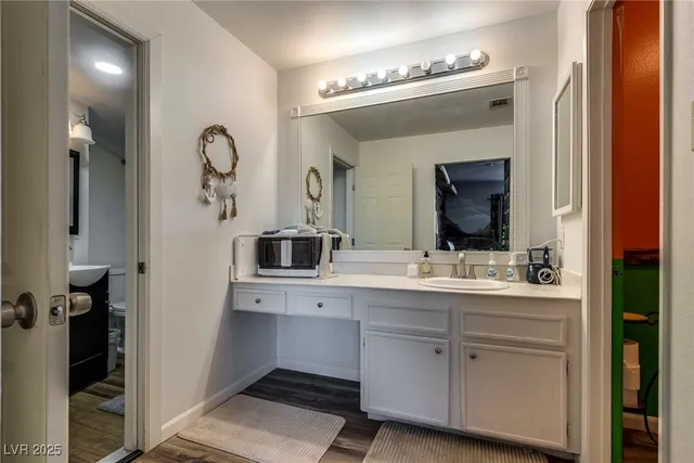 $4,000 | 501 Sam Jonas Drive, Las Vegas, NV 89145