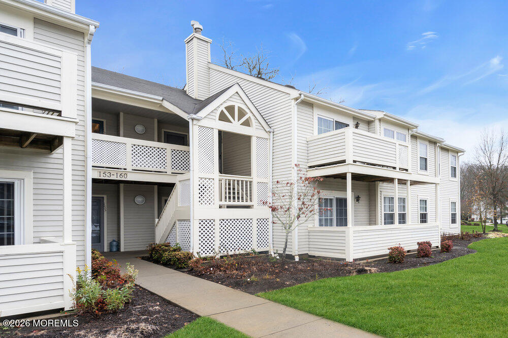 156 Pinetree Court Howell, NJ 07731 - Photo 2 of 29 002_dsc00122-1b_371