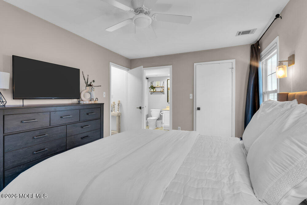 156 Pinetree Court Howell, NJ 07731 - Photo 22 of 29 023_dsc09961_293