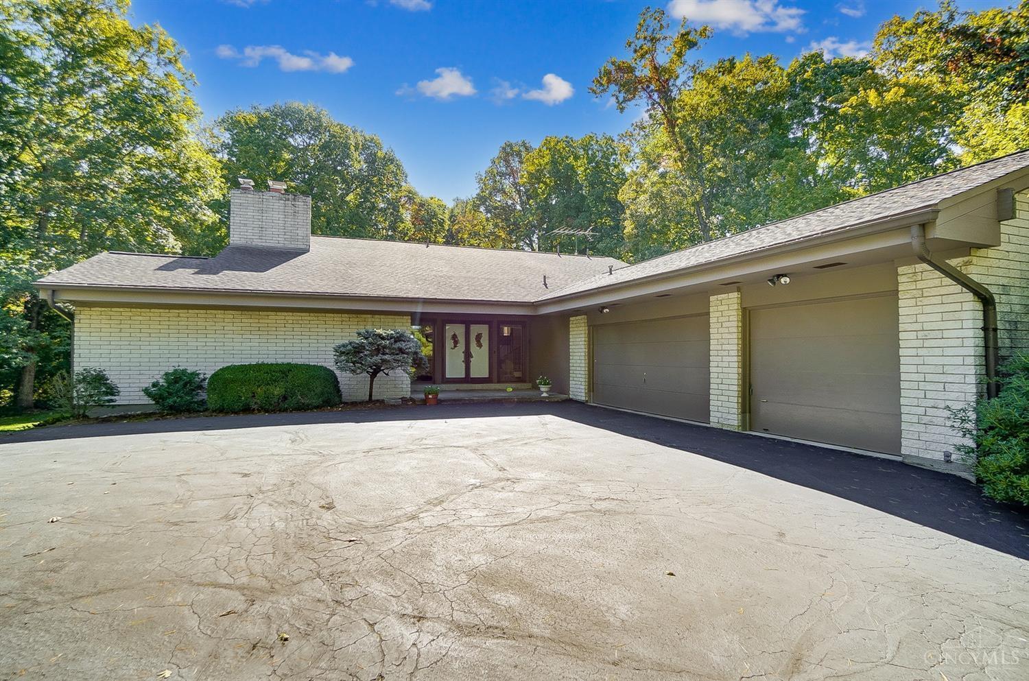 6002 Gaines Road Cincinnati, OH 45247 - Photo 1 of 50