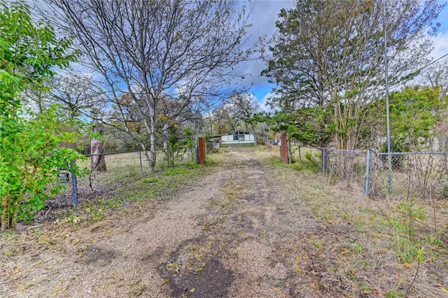 a house view with a outdoor space
