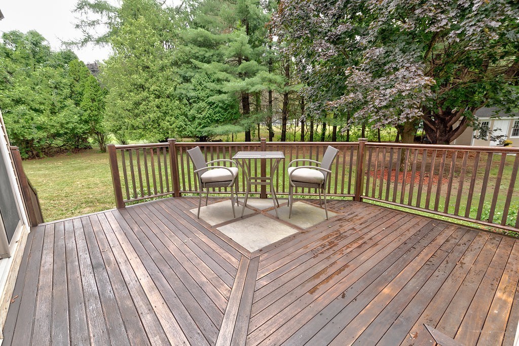 4 Rourke Lane Lynnfield, MA 01940 - Photo 13 of 28 Gallery Image 13