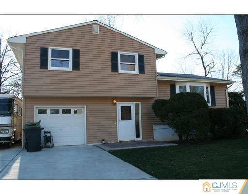 20 Moryan Road Edison, NJ 08817 - Photo 1 of 18