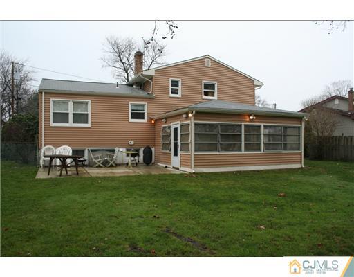 20 Moryan Road Edison, NJ 08817 - Photo 2 of 18