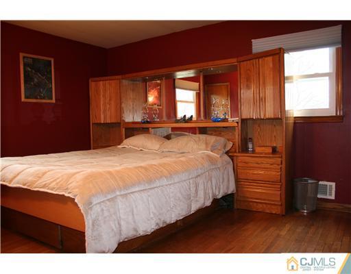 20 Moryan Road Edison, NJ 08817 - Photo 13 of 18