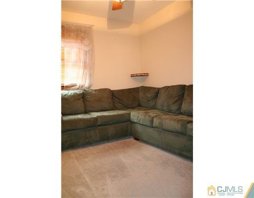 20 Moryan Road Edison, NJ 08817 - Photo 15 of 18