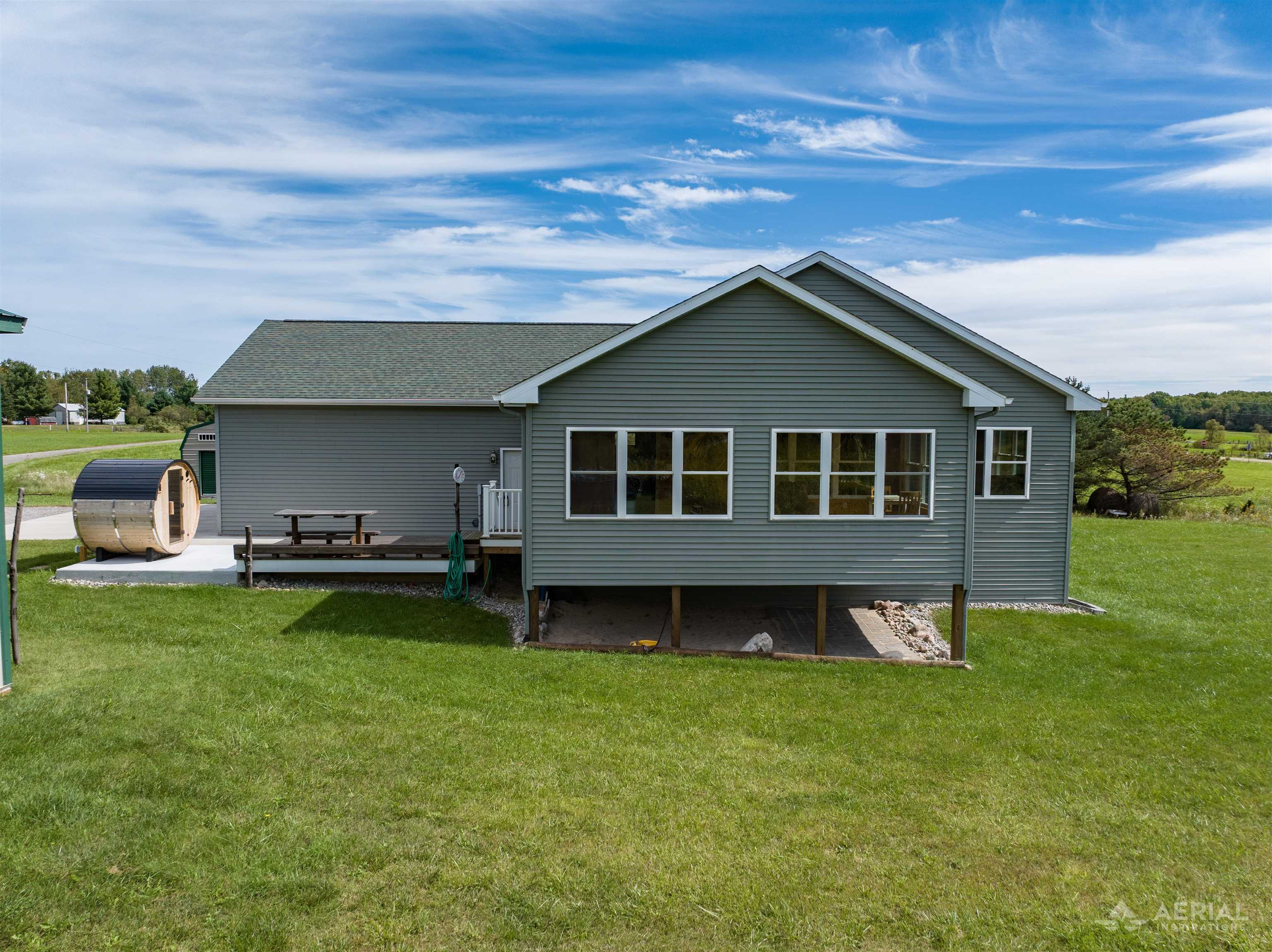 5700 Stillwagon Road Gladwin, MI 48624 - Photo 14 of 49 1950626-fb803ec8-7ca7-4e08-a6b3-cb518b370c0b.JPG