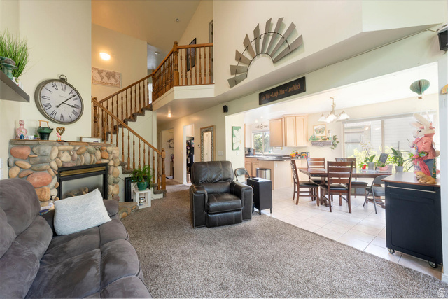 7490 Southcrest Circle Midvale, UT 84047 - Photo 4 of 44