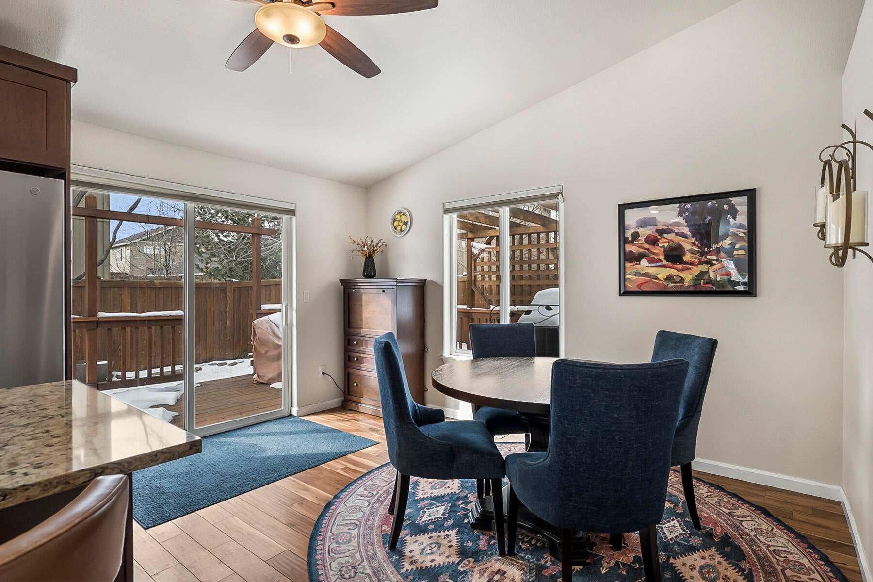 21224 Keyte Road Bend, OR 97701 - Photo 17 of 40 Eating Area