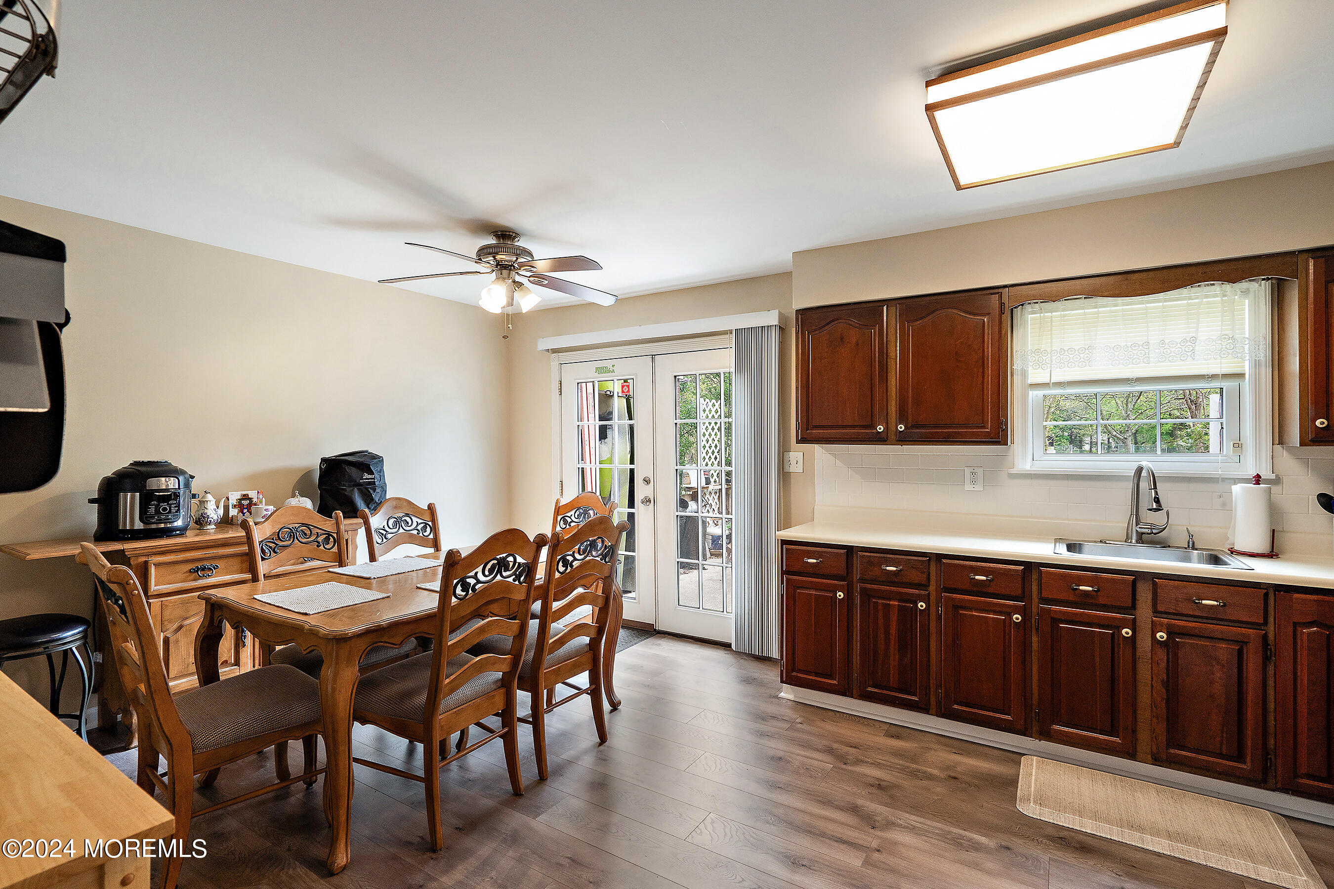 327 Sawmill Road Brick, NJ 08724 - Photo 5 of 18 07-Dining 1B