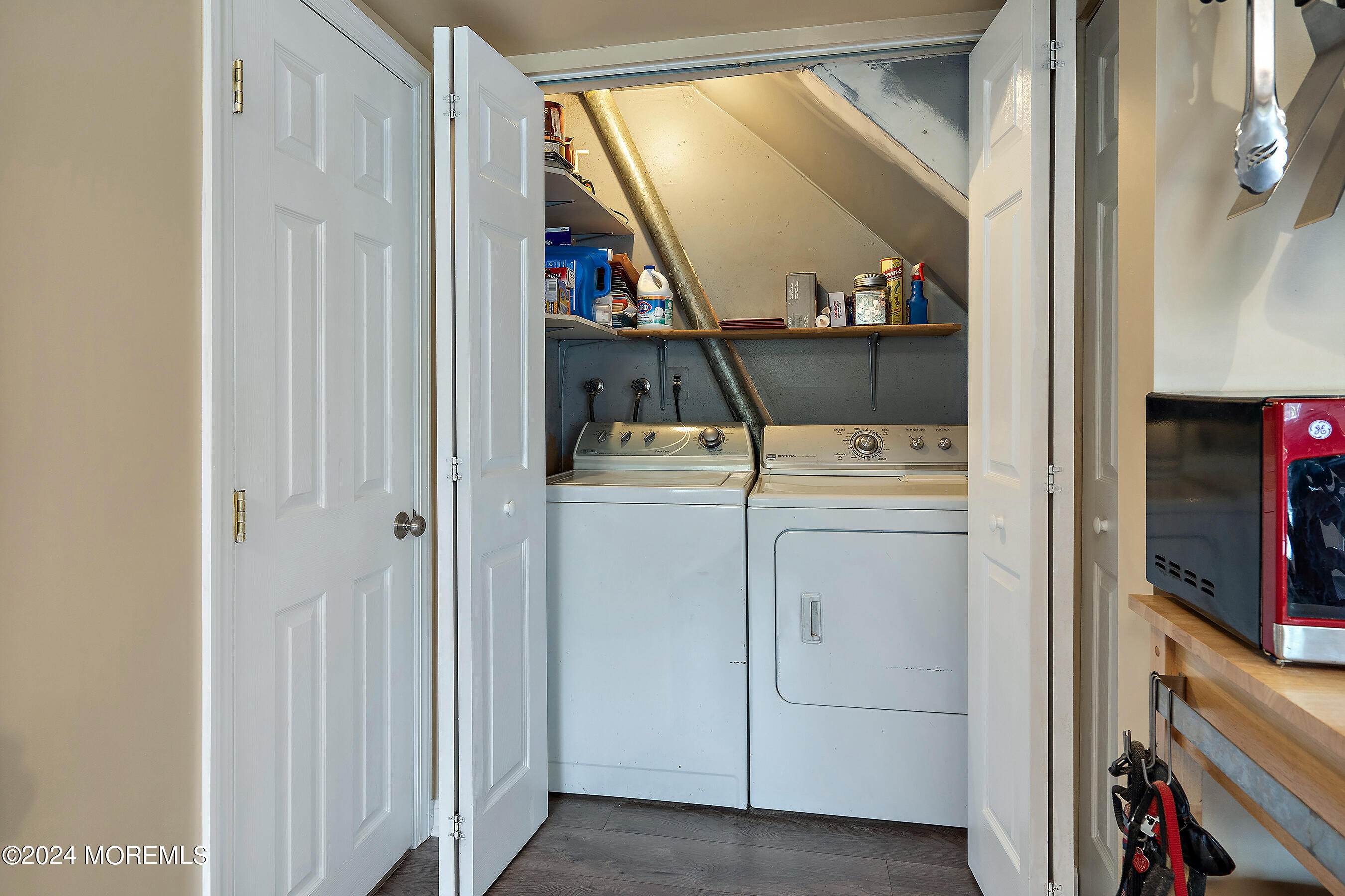 327 Sawmill Road Brick, NJ 08724 - Photo 8 of 18 10-Laundry