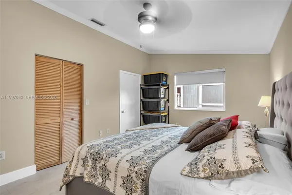 $475,000 | 7001 West 35th Avenue, Unit 169, Hialeah, FL 33018