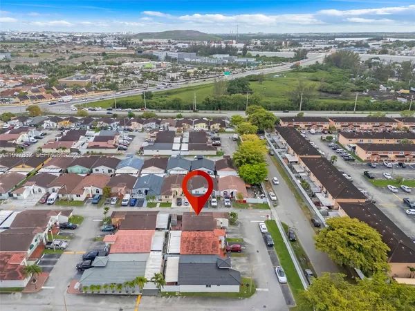 $475,000 | 7001 West 35th Avenue, Unit 169, Hialeah, FL 33018