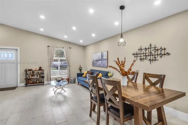 $475,000 | 7001 West 35th Avenue, Unit 169, Hialeah, FL 33018