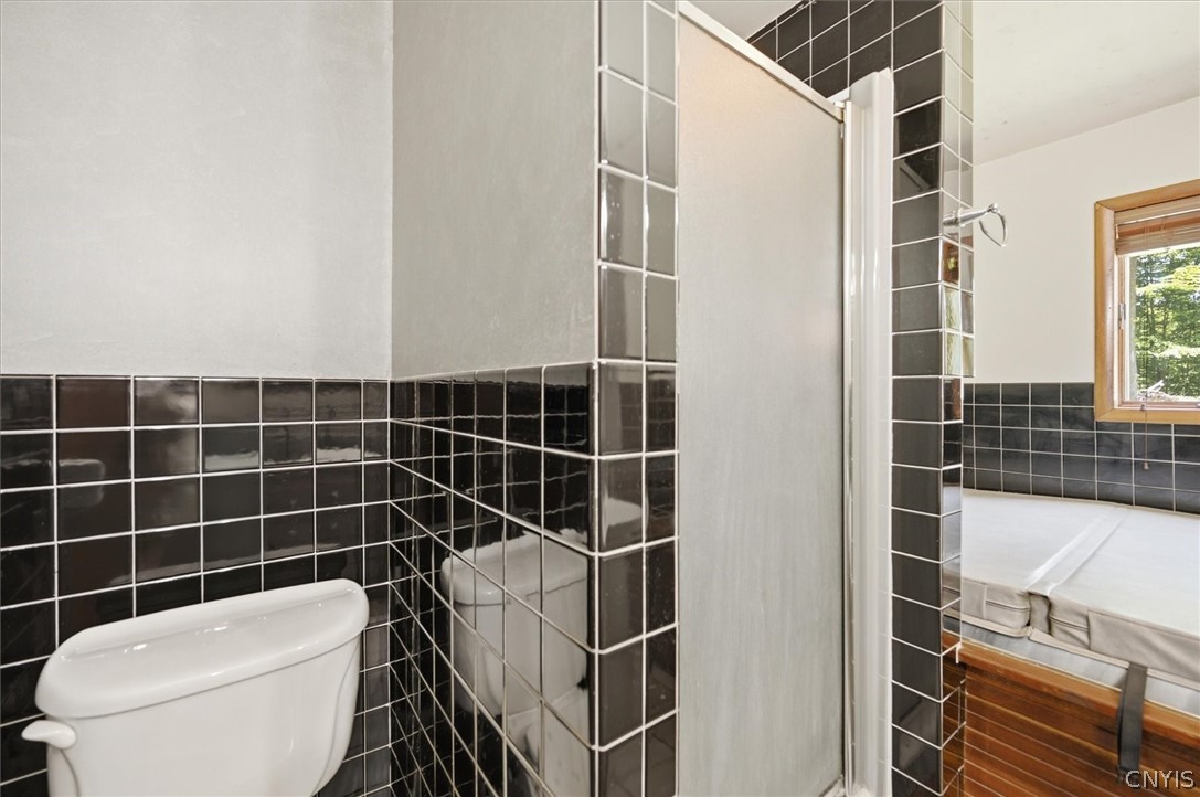 388 Grannis Road West Monroe, NY 13167 - Photo 23 of 46 primary bathroom