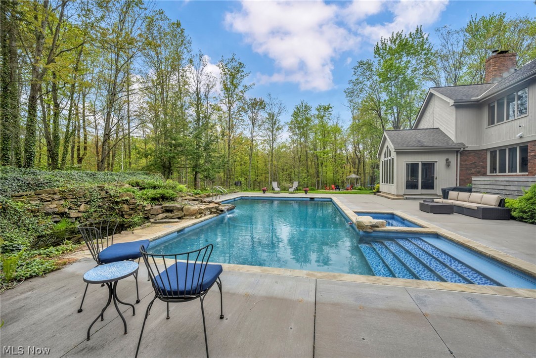 5168 Townsend Road Richfield, OH 44286 - Photo 44 of 50 Pool and Spa Combo