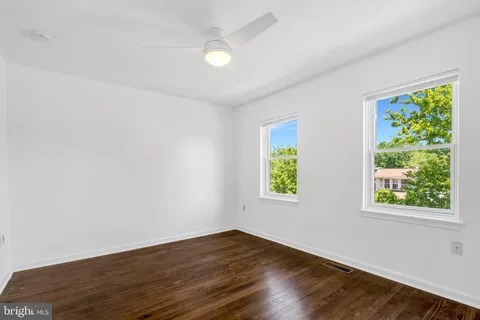 $444,000 | 1749 L Street Northeast, Washington, DC 20002