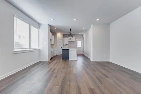 $369,900 | 6406 Pomona Court, Rosharon, TX 77583