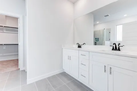 $369,900 | 6406 Pomona Court, Rosharon, TX 77583