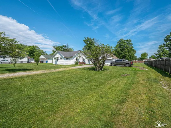 $205,000 | 1736 Meadow Drive, Monroe, MI 48162
