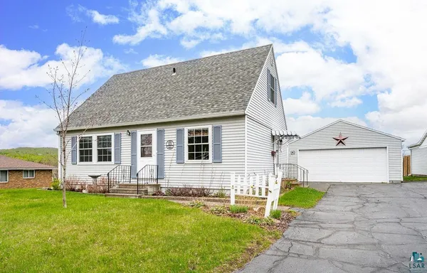 $288,000 | 33 Nelson Drive, Silver Bay, MN 55614