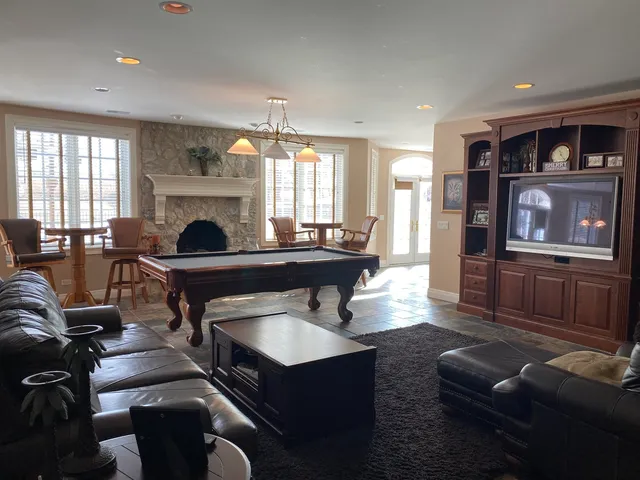 $1,950,000 | 1350 Galloway Drive, Woodstock, IL 60098