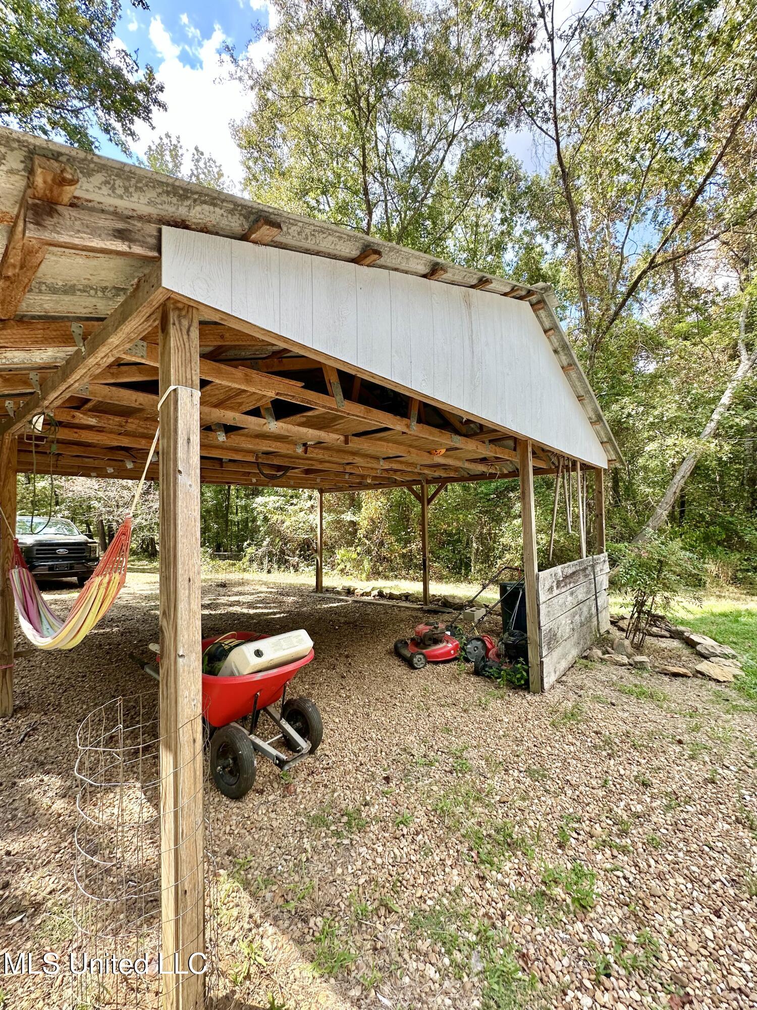 1046 Hampton Road Sturgis, MS 39769 - Photo 3 of 6 IMG_0508